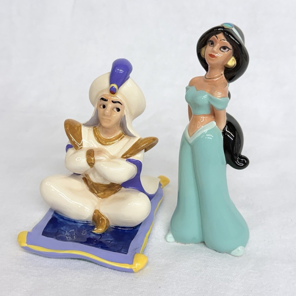 Vintage Disney Aladdin & Princess Jasmine Figurines Disney World 2 Pc Excellent